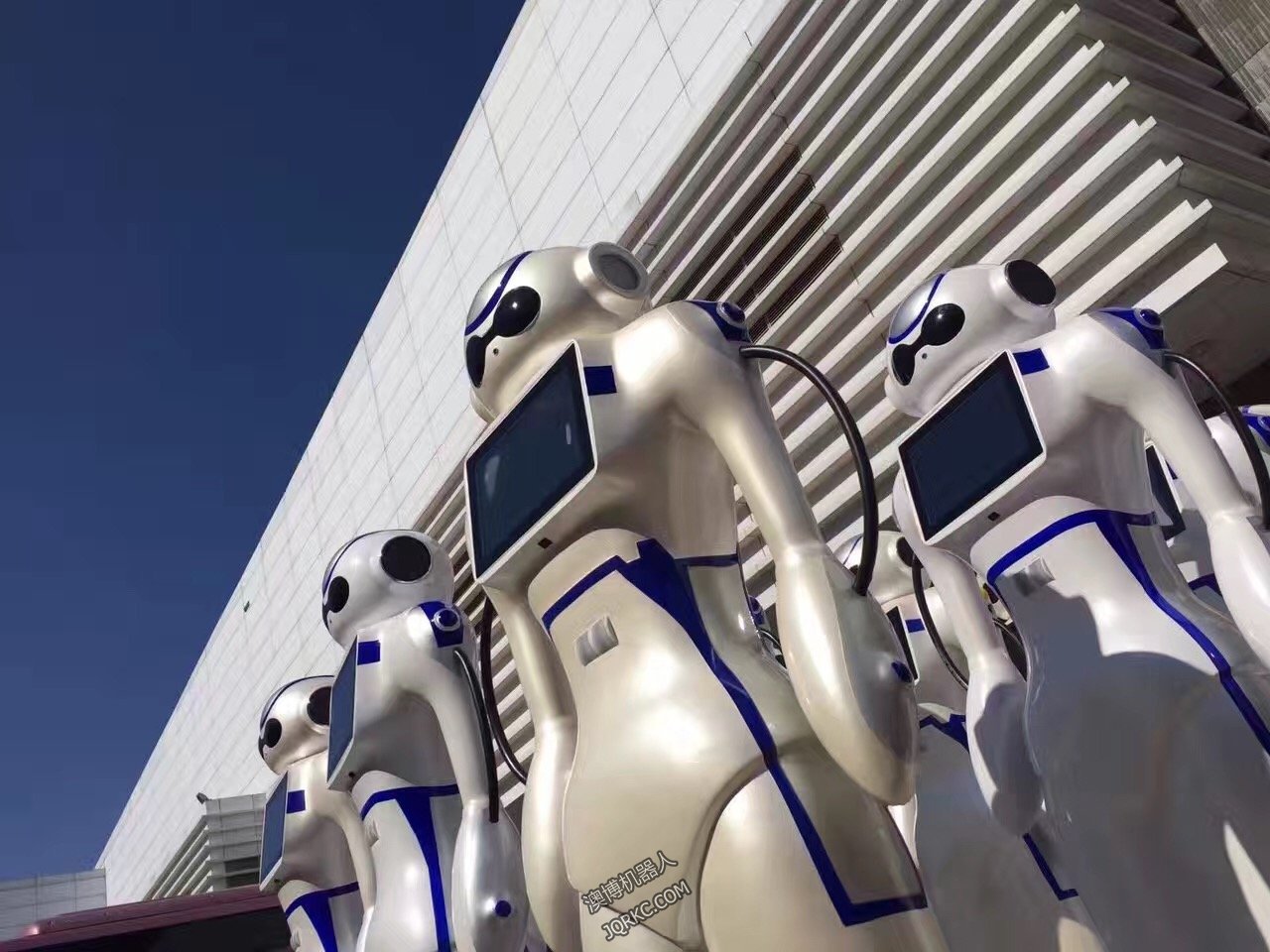 是真的嗎？人工智能寫詩出詩集！